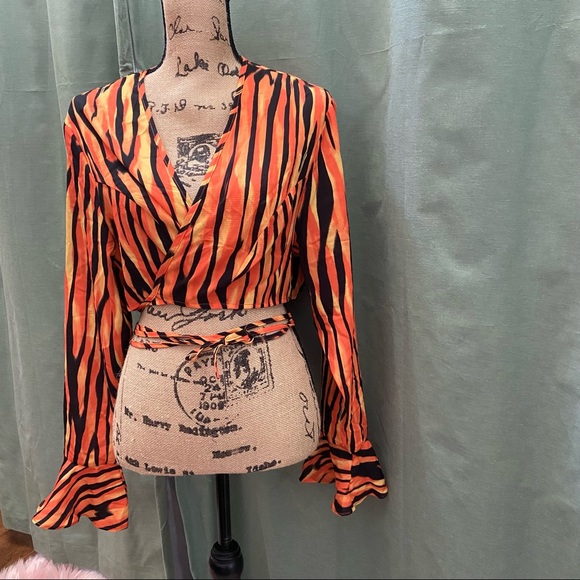 SHEIN Tops - tiger print top